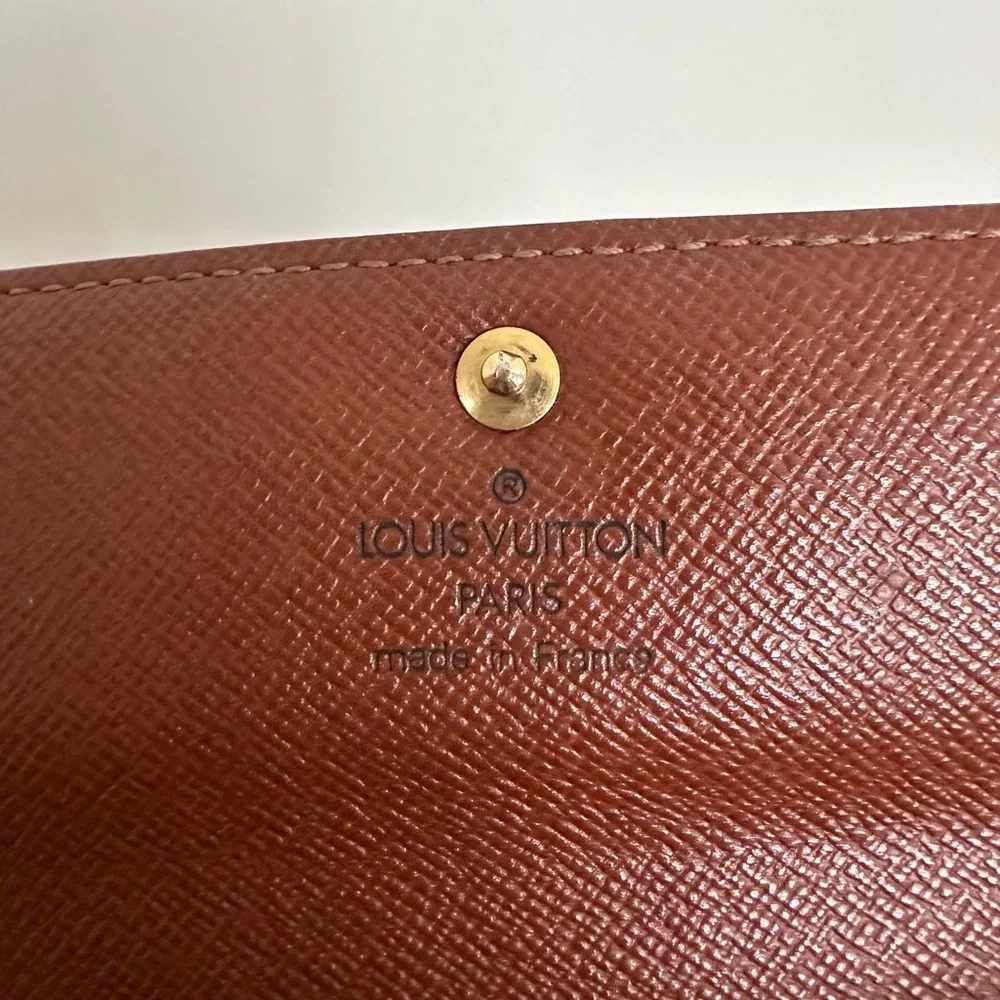 Louis Vuitton Sarah Wallet Monogram Canvas – EUC